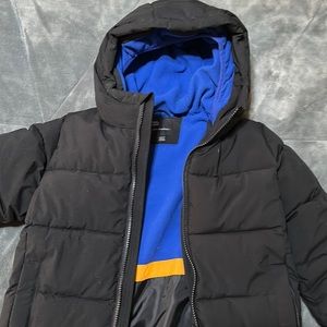 All in motion boys size 6/7 Jacket, only worn once.